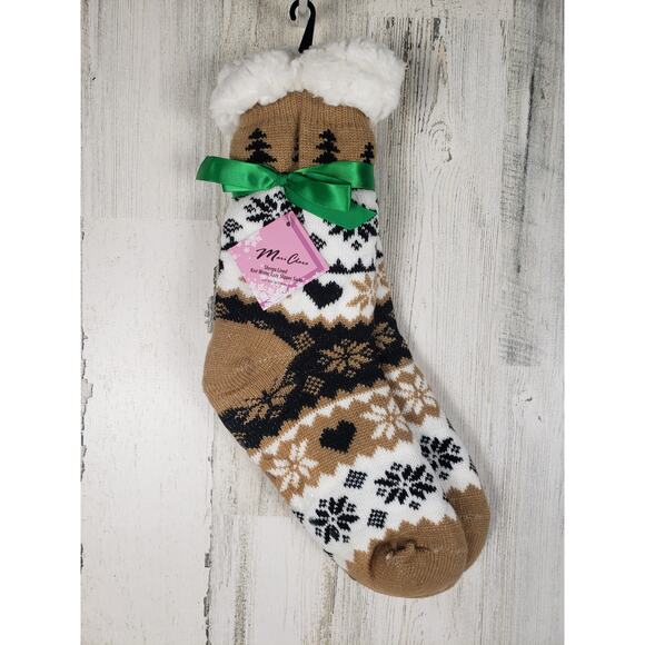 NWT Sherpa Lined Knit Winter Snowflake Holiday Design No-Slip Slipper Socks - Picture 1 of 6